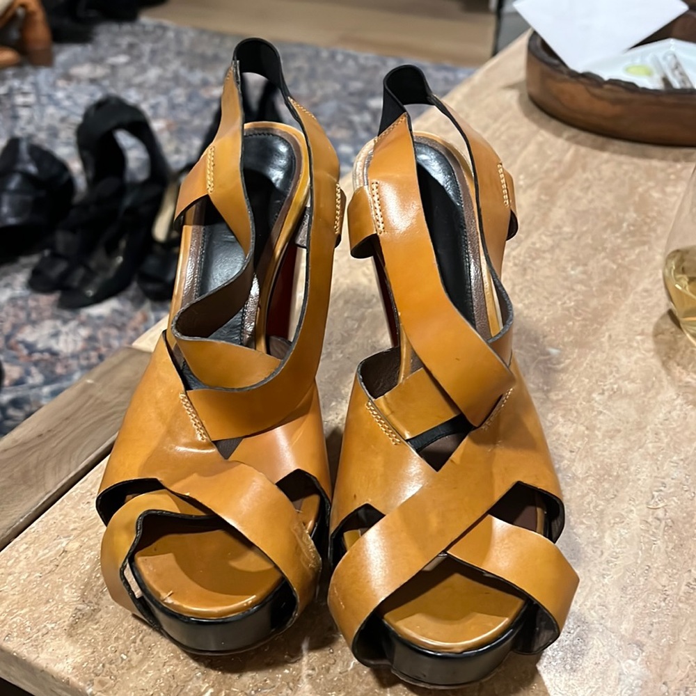 Fun Marni Platform heels
